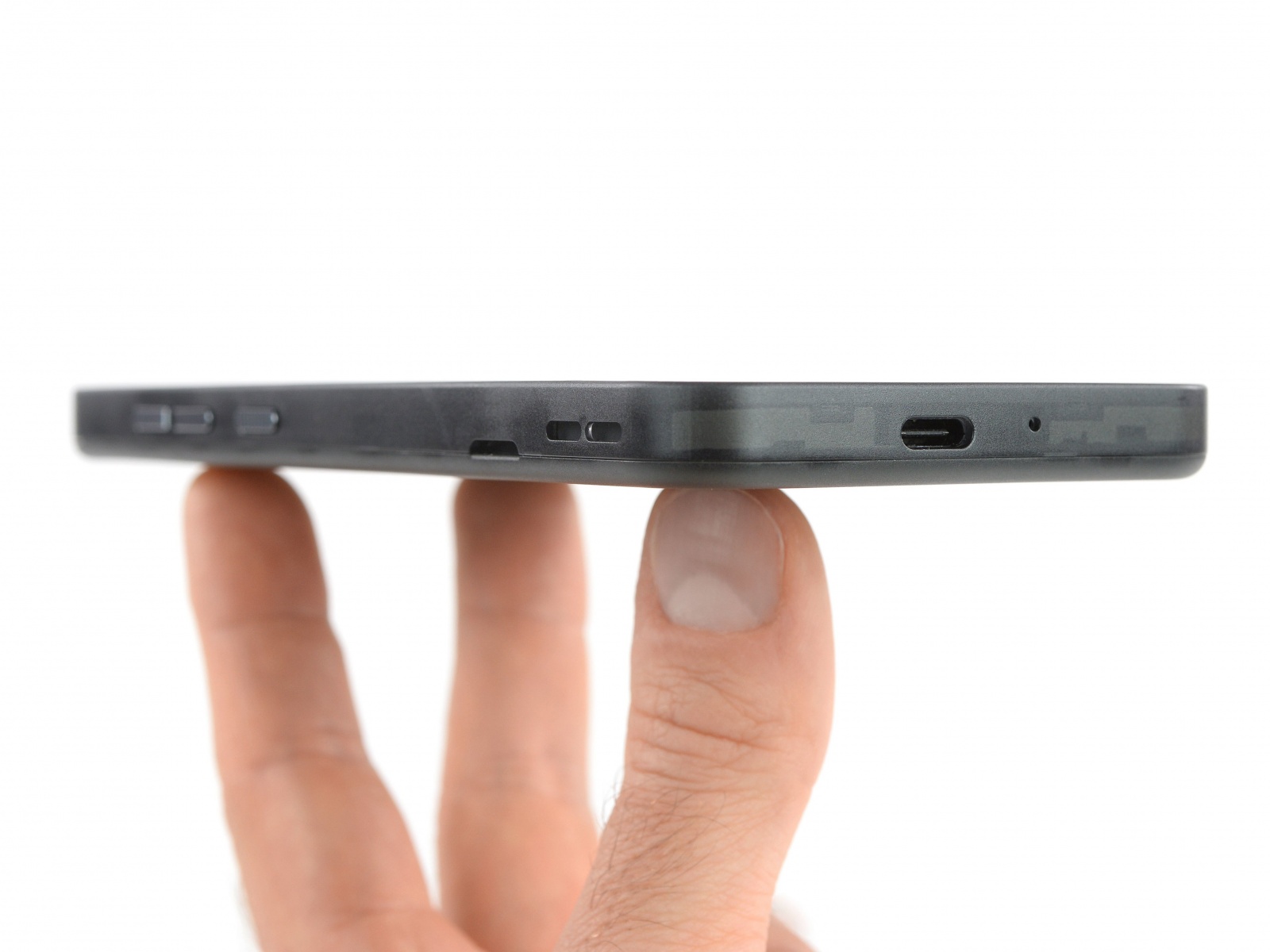 Fairphone 3 получил 10-10 от iFixit: смартфон полностью разбирается крестоообразной отвёрткой — и собирается обратно - 2